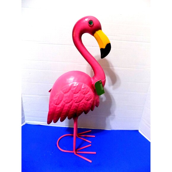 NEW Metal Flamingo Statue Figurine Florida Souvenir Tropical Home Decor - Picture 2 of 6